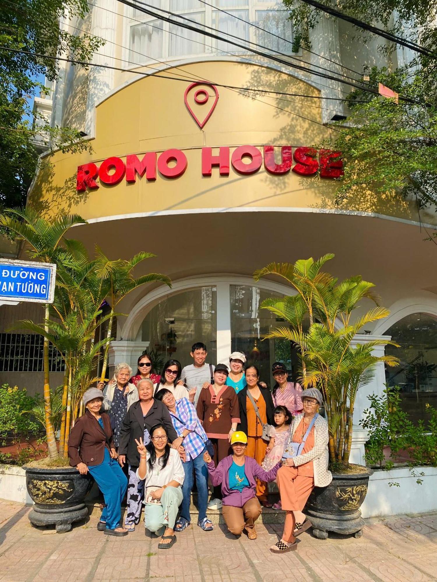 Khach San Romo Hotel Quảng Ngãi Exterior photo